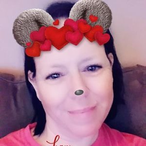 Meet your Posher, Eva